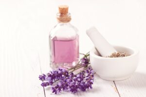Read more about the article Aromatherapy Showdown: ASAKUKI 500ml vs Home Essential Oil