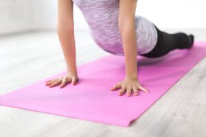 Read more about the article Amazon Basics Yoga Mat vs Gaiam Yoga Mat Comparison